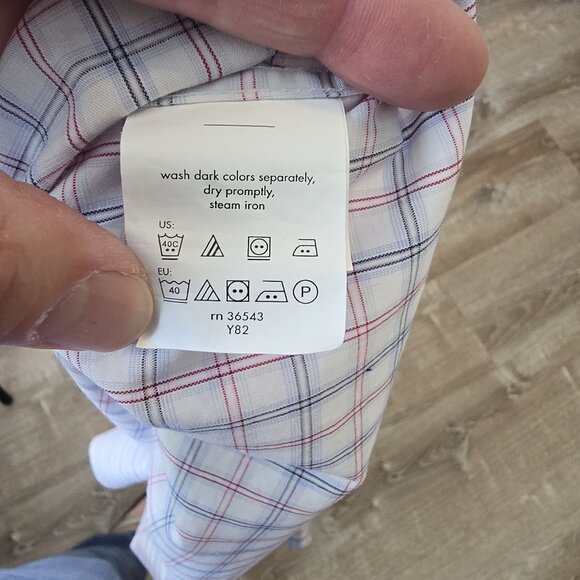 Chaps Mens Comfort Stretch Wrinkle-Free Regular Fit Plaid Shirt - Picture 4 of 6